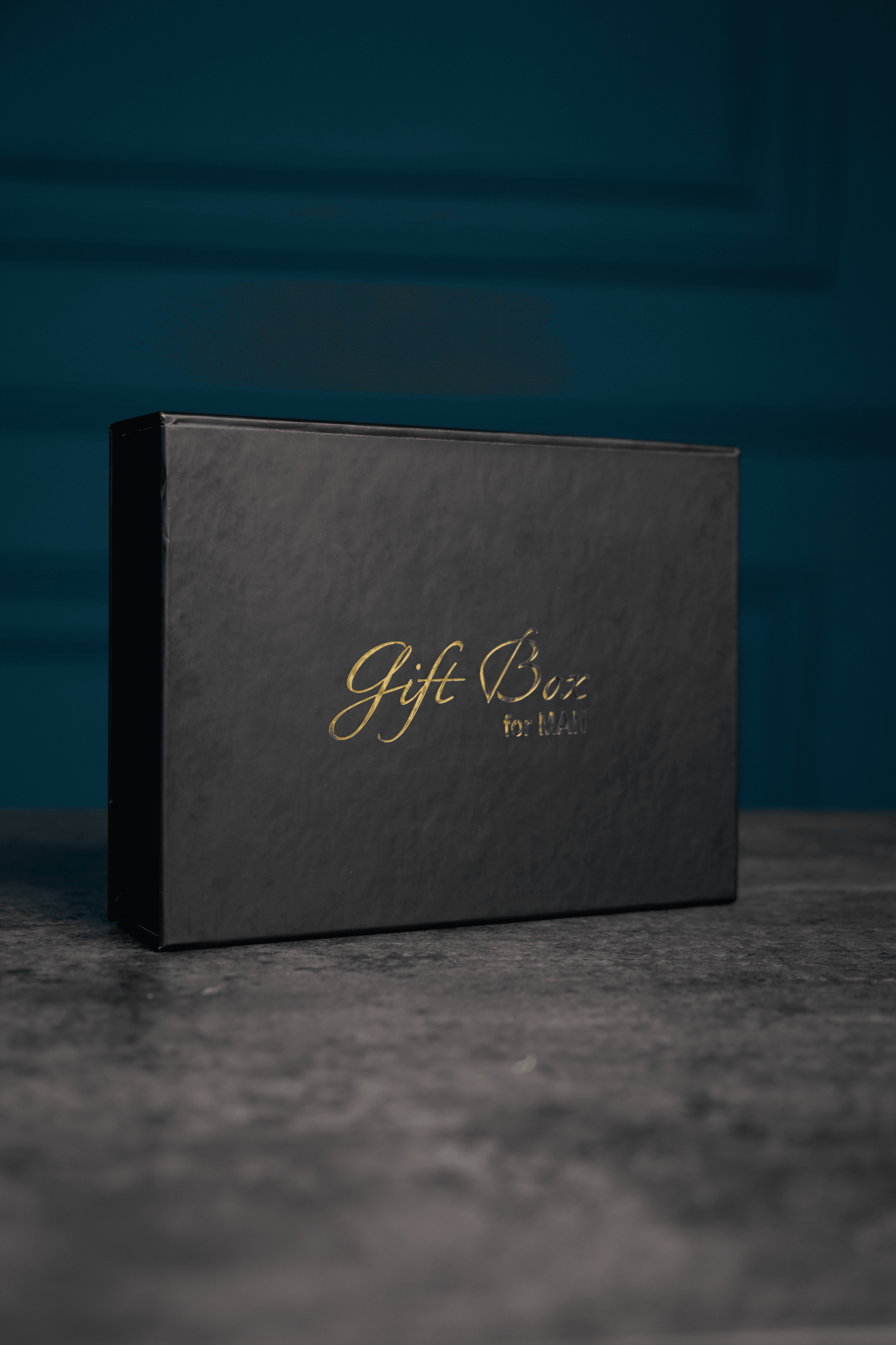 УПАКОВКА ДЛЯ БРЕНДОВ ОДЕЖДЫ: ОТ КРАФТ-ПАКЕТОВ ДО ПРЕМИУМ-КОРОБОК - работа 13