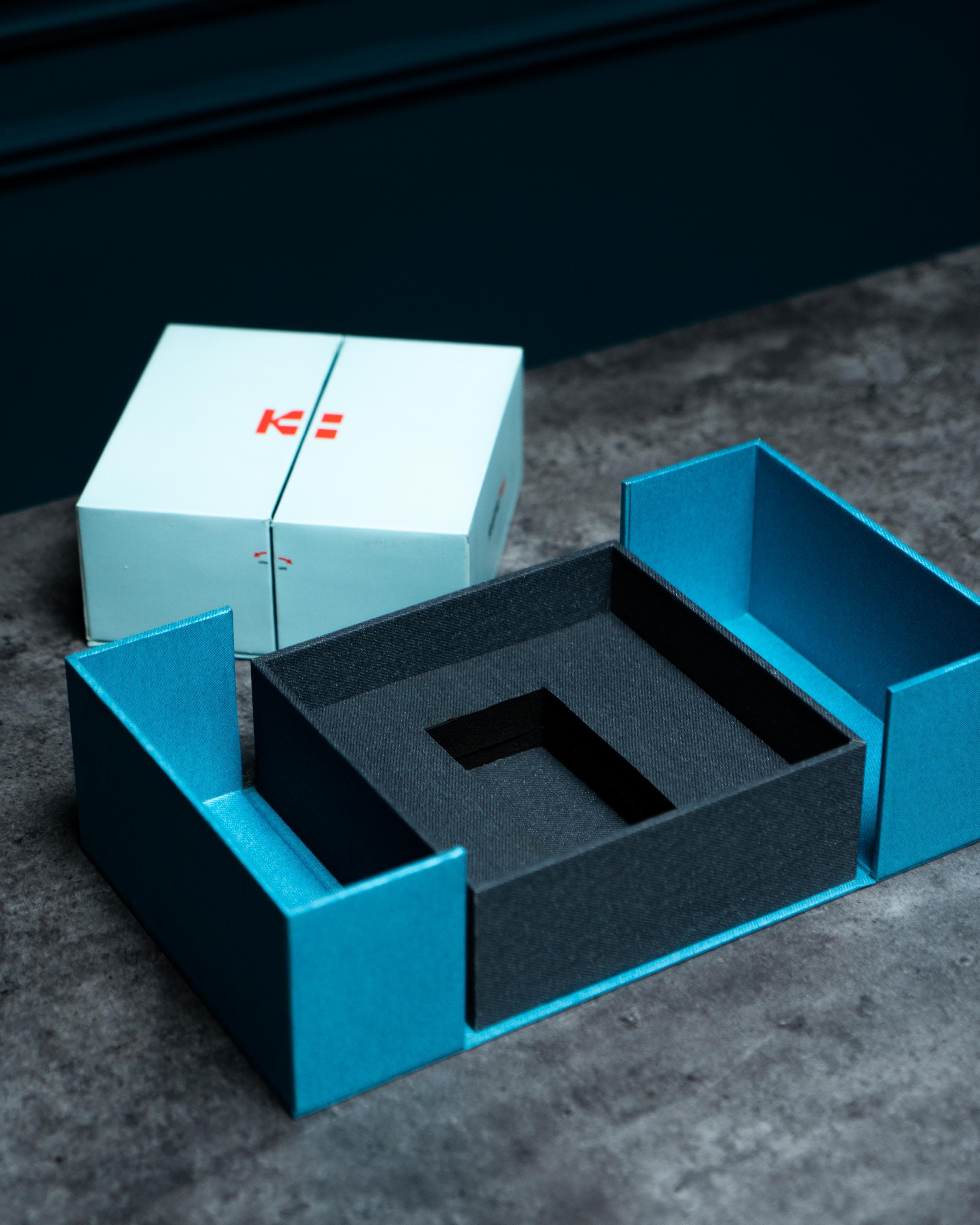 УПАКОВКА ДЛЯ БРЕНДОВ ОДЕЖДЫ: ОТ КРАФТ-ПАКЕТОВ ДО ПРЕМИУМ-КОРОБОК - работа 14